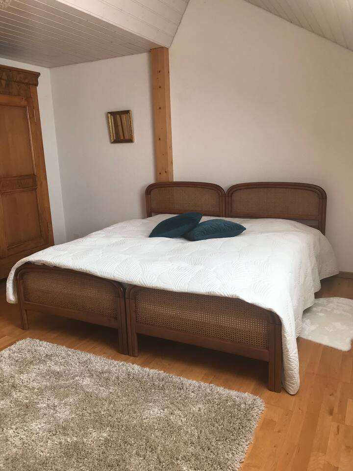 Chambre avec 2 lits indépendants et séparables