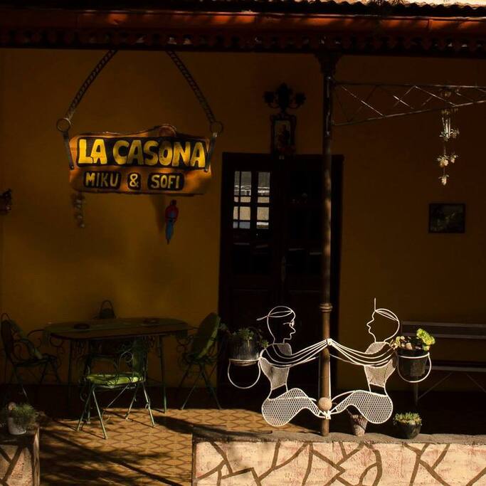Fachada de La Casona