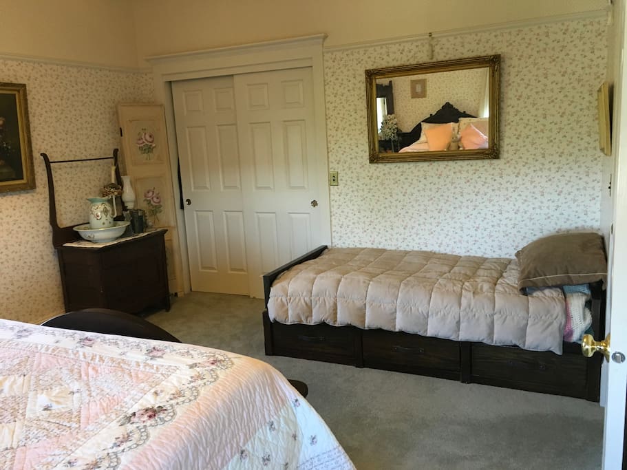 Twin Bed