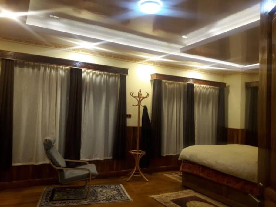 Master bed room