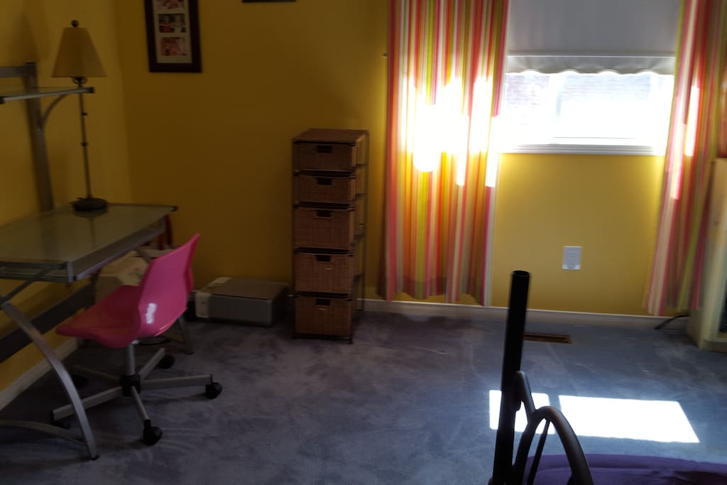Lots of room to move around and a desk to do any assigments.