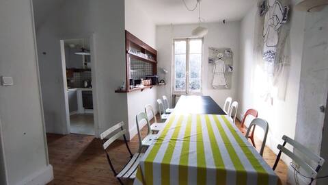 Home & building (400 m), sleeps 48
