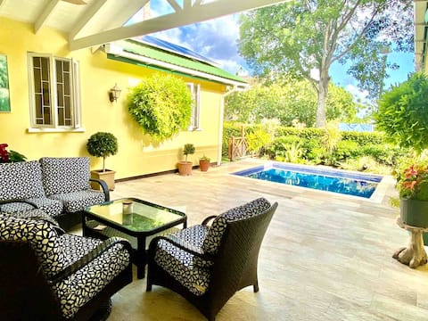 Entire large 3 bedroom house with pool