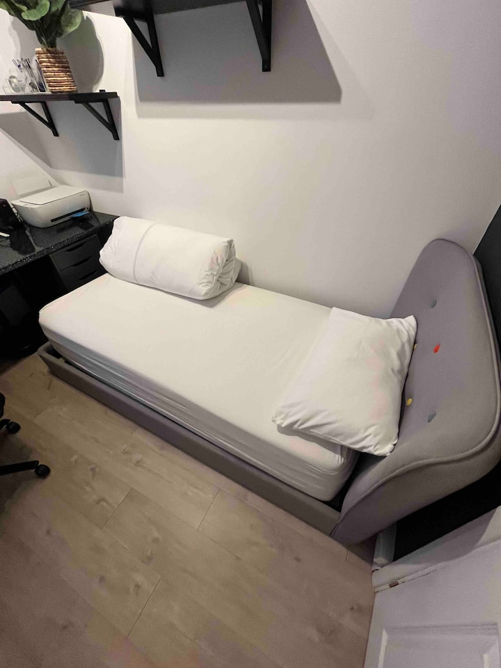 غرفة النوم 2