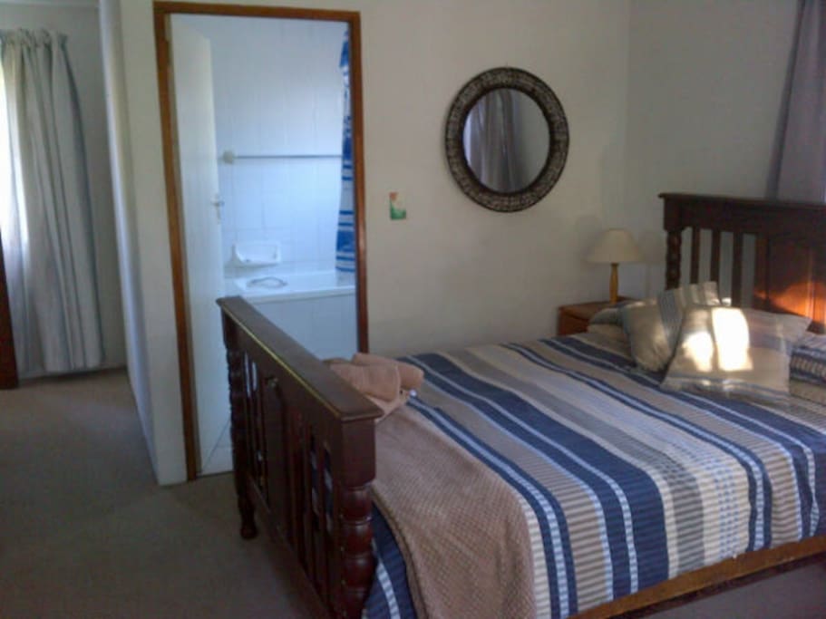 En-suite bathroom