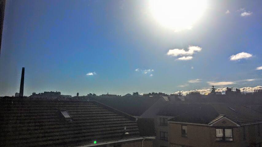 5 bedroom 3 bathroom, Central Penthouse, Parking gallery image 4