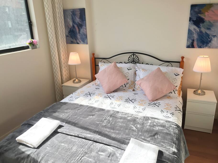 Clean sheets and towels provided. The blanket can keep you warm in the night.
