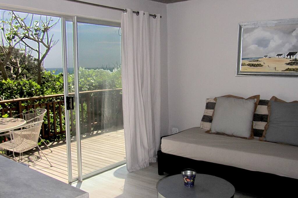 lounge area