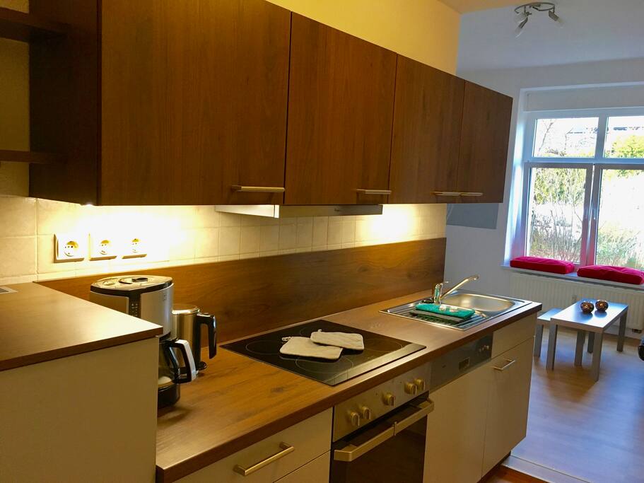 Wohnung 2 Küche mit Geschirrspüler, neu im April 2018