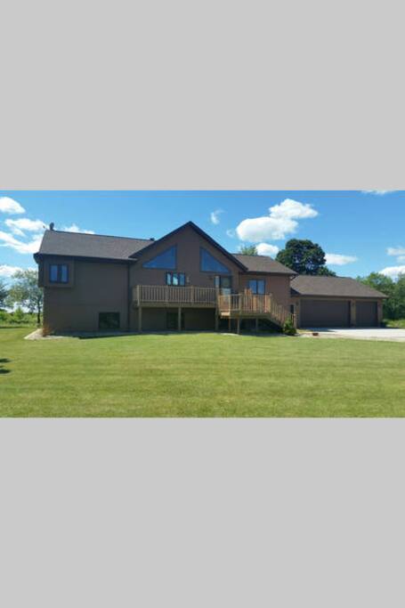 front of the lodge with nice sitting deck