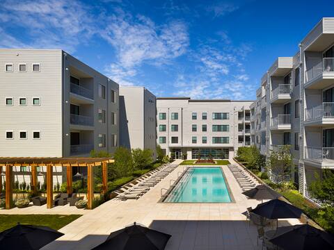 Sparkling Clean | Onsite Team | Business Amenities