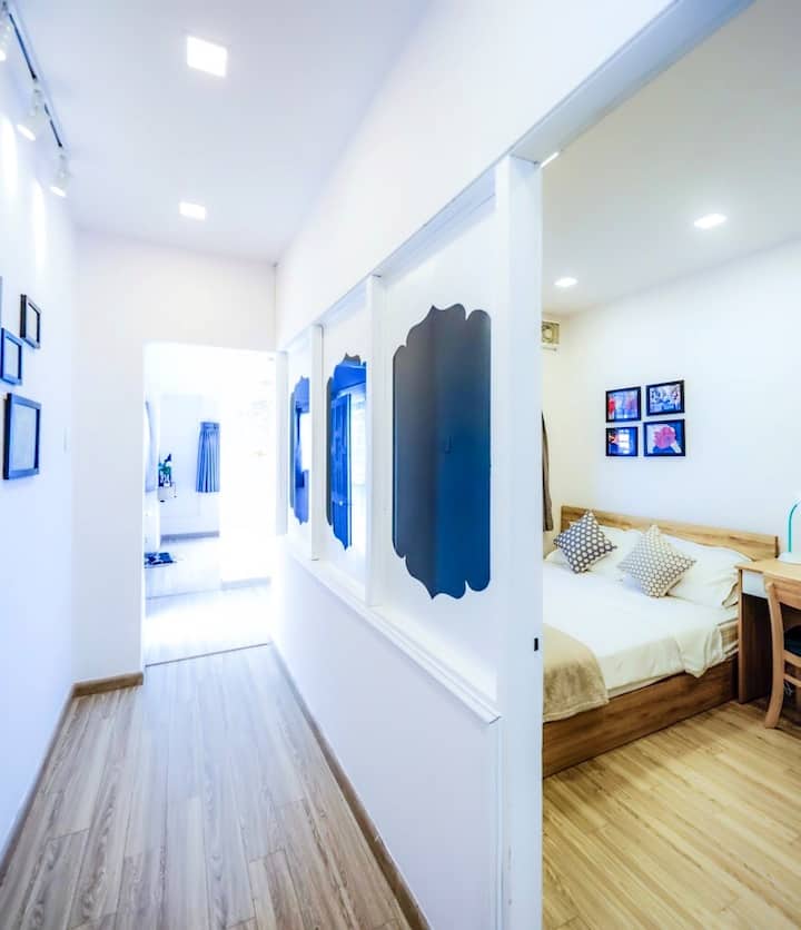 连接1号卧室和2号卧室的走廊