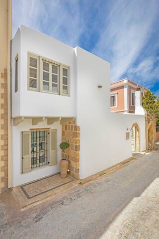 Amarada City Suites gallery image 2