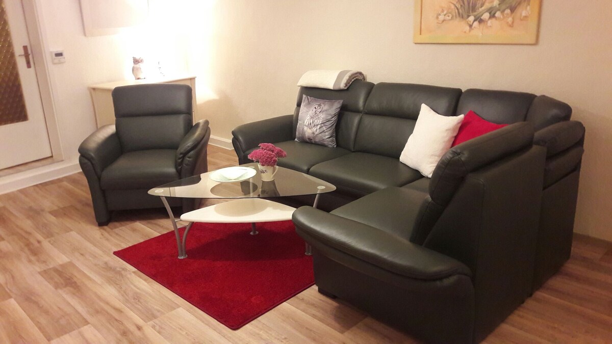 Annonce Airbnb populaire: Apartment with cozy courtyard à Blankenburg (Harz)