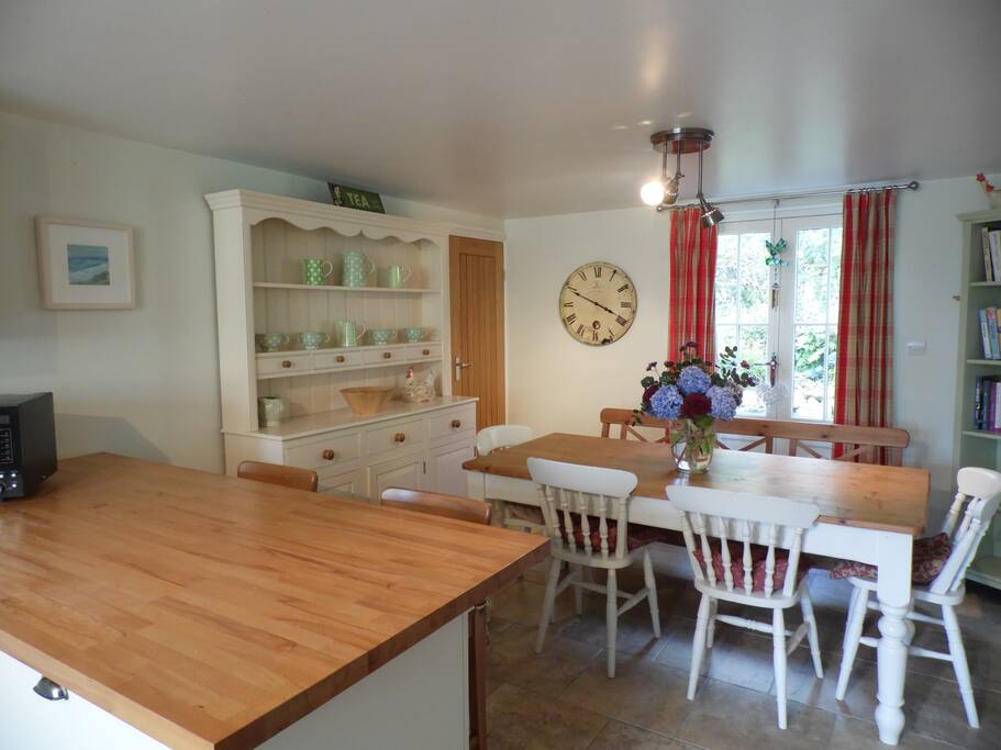 Large farmhouse Kitchen / Dinner