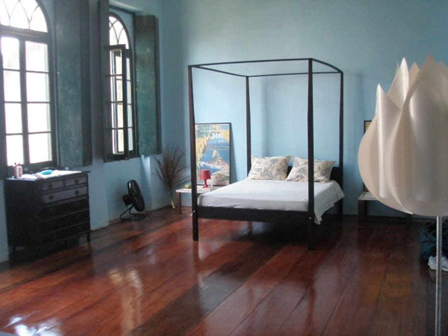 Room 1
