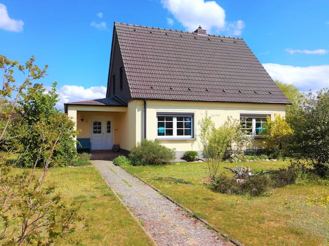 Airbnb Schwarz Holiday Rentals Places To Stay Mecklenburg