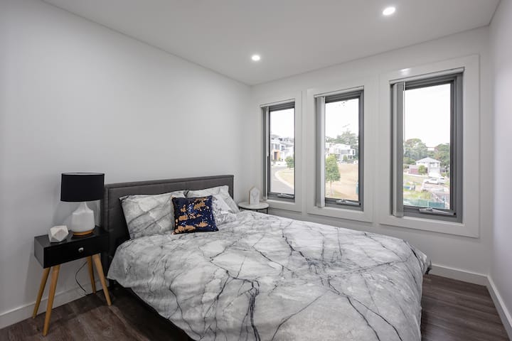 غرفة النوم 2