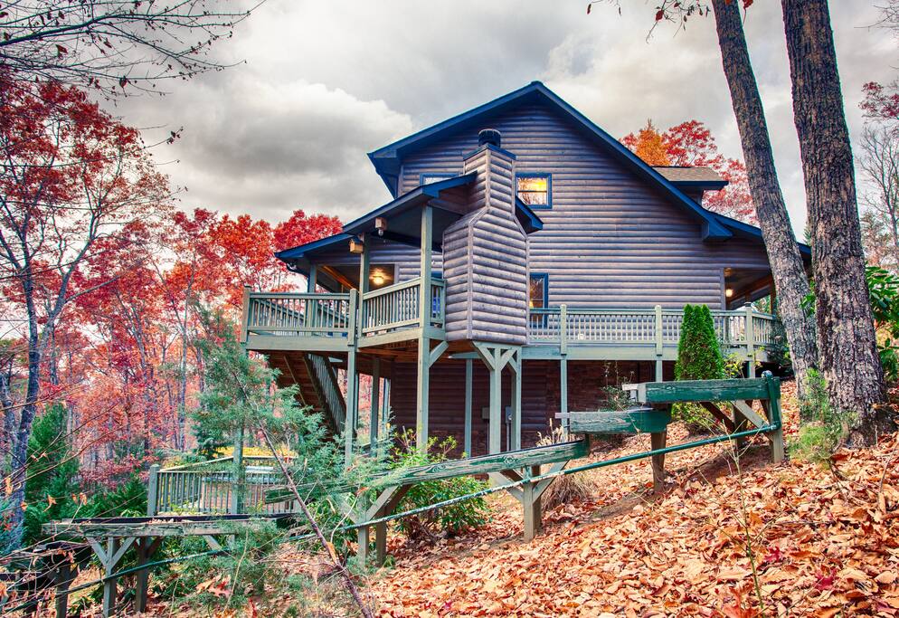 Top 100 Airbnb Rentals 2017 in Blue Ridge,