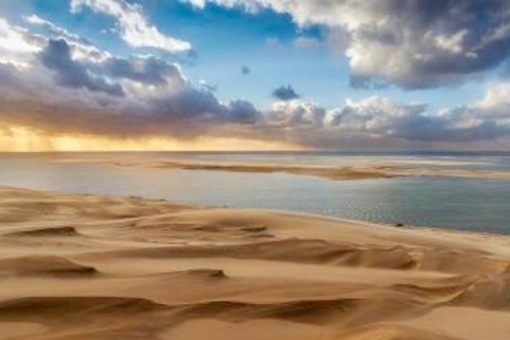 Couchée de soleil vers la dune du pila
