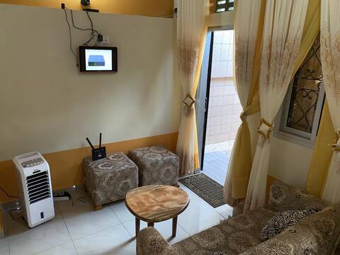 Modern furnished and air-conditioned studio in Ngousso