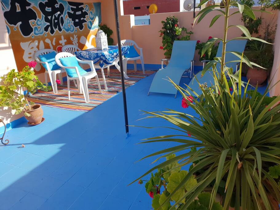 Sunbathe on the private roof terrace