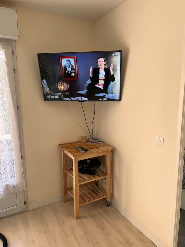 Télévision LG avec Netflix et Prime 