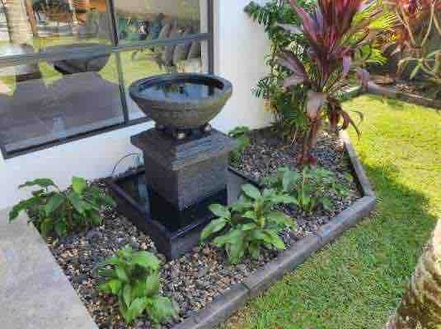 The Palms Mooloolaba Waterfront Home gallery image 5