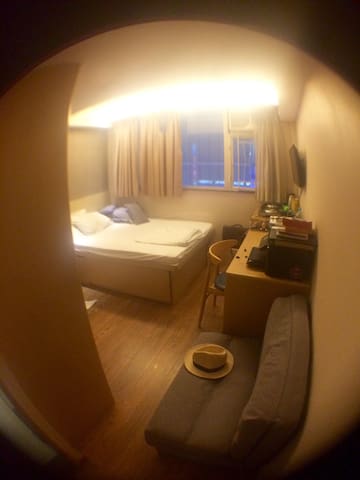 Studio in the heart of Tsim Sha Tsui (Tst)
