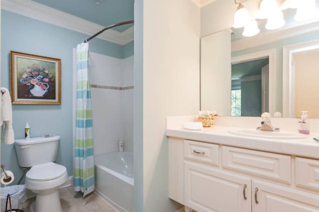 Wicker Bedroom Bathroom
