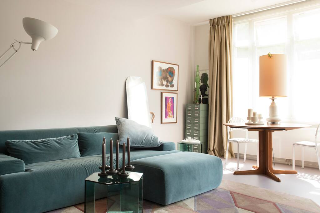 Living room/dining area.