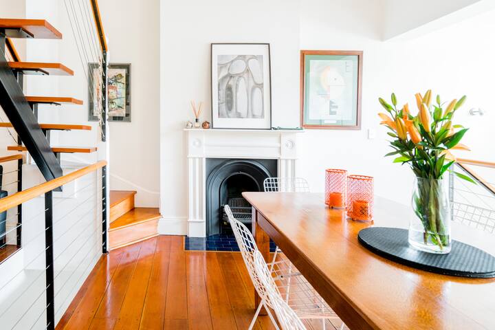 Stunning Oversized Three Level Terrace with Aircon