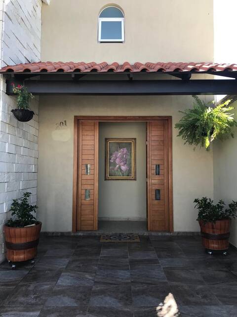 Casa Vivero del Alamo, family-friendly