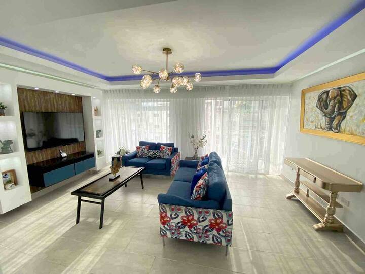 Beautiful apartment at Riviera Colonial Condominiums for Rent in