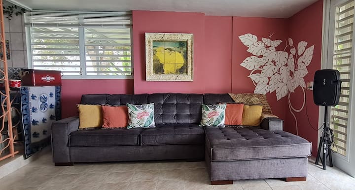 En Casa De Tío - Carolina