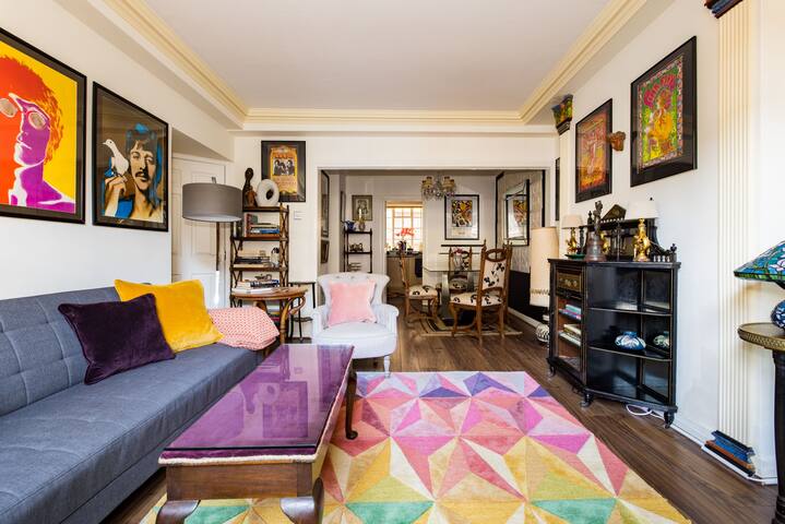 Mayfair 3-Bed 5-Guest Art Nouveau 1729 House gallery image 4