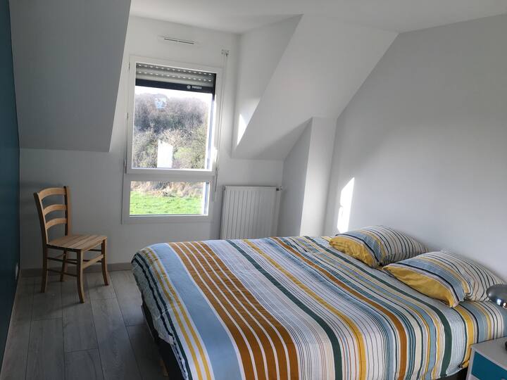 Dhomë gjumi 2 me krevat 160 m2.