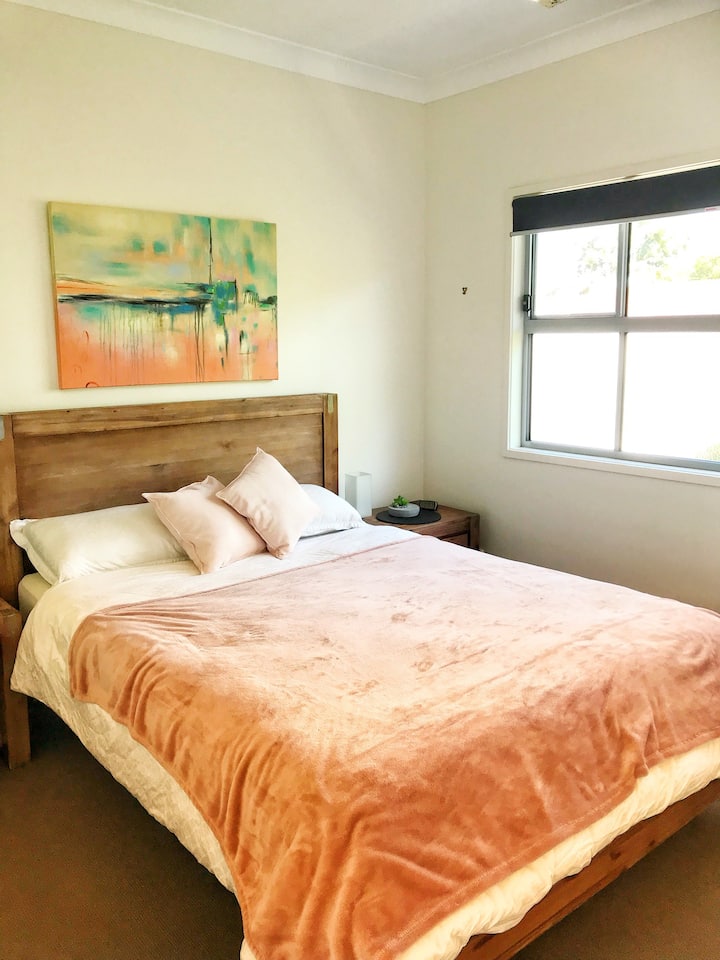 Cleveland Holiday Rentals & Homes Queensland, Australia Airbnb