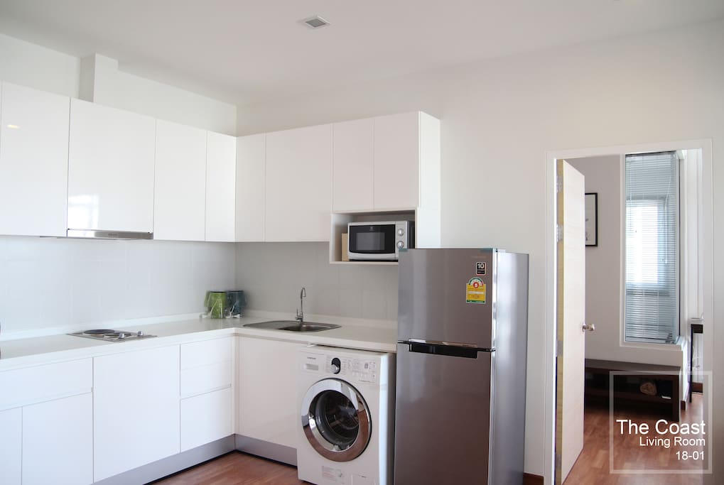 White and Clean Kitchen