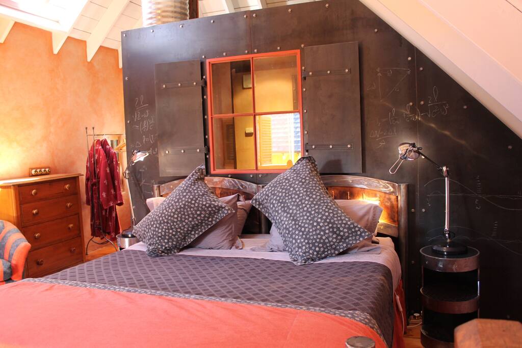 Superking bed