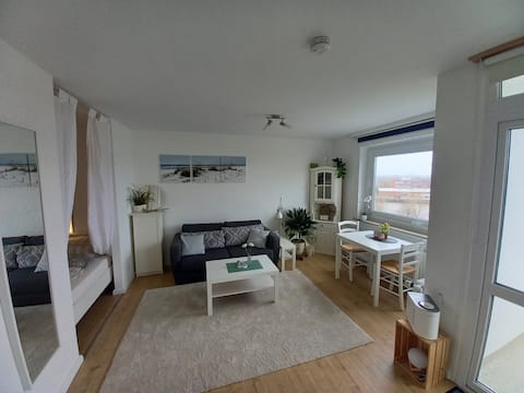 Top performing Airbnb: In the center with a view of the Geeste in Bremerhaven