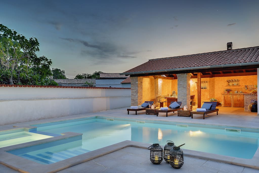 Swiming pool and Summer kitchen.