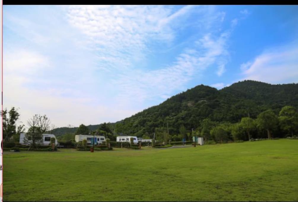 公共区域:大草坪