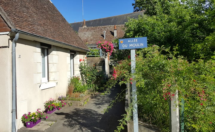 location vacances maison troglodyte tours