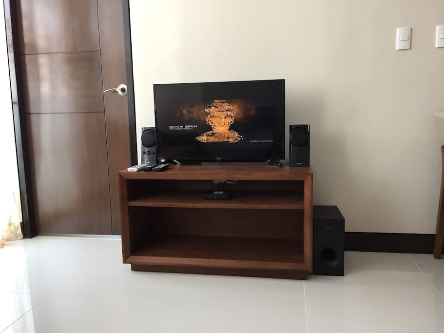 Entertainment set