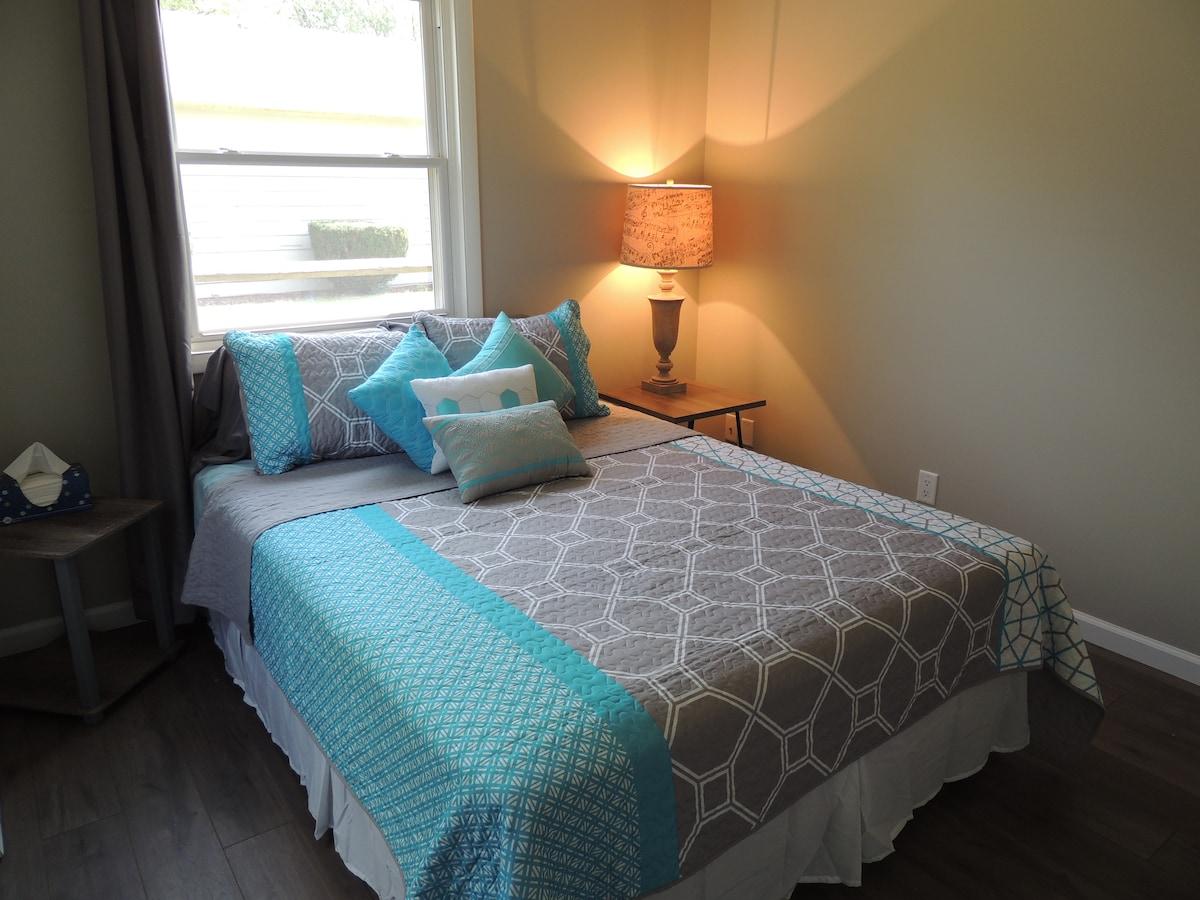 Dhoma e gjumit e përparme (Njësia lindore)