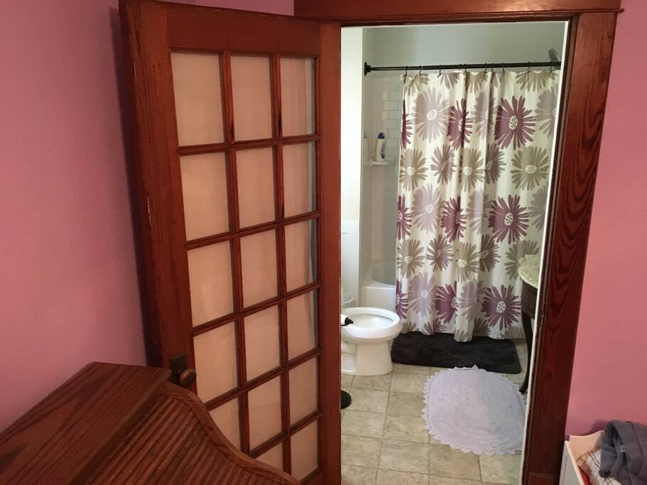En Suite Bathroom