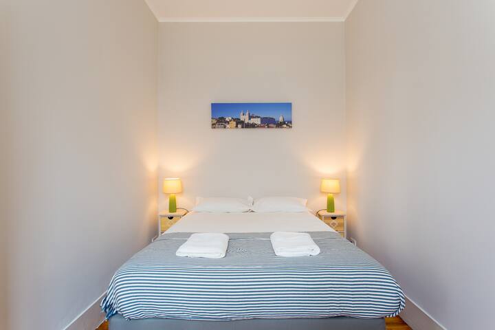 Lisbon Comfy Apartment III – Metro at the door gallery image 4