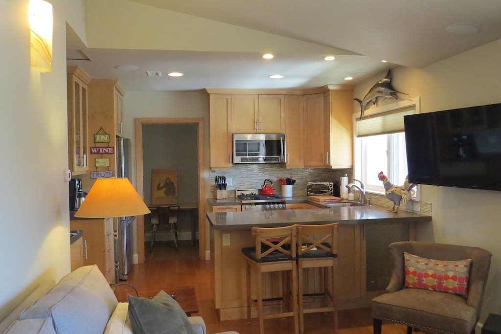 Well-equipped kitchen