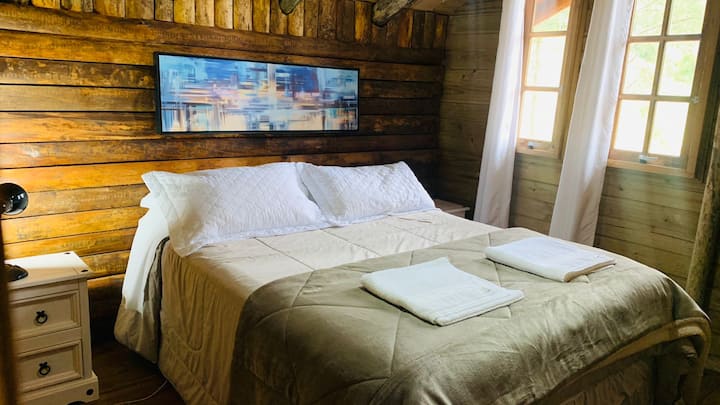 Quarto 3 - Cama casal, mezanino.